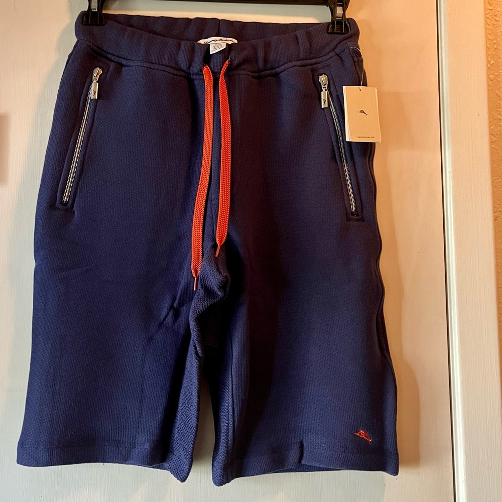 Tommy Bahama Mens PJ shorts NWT.              Size Small
